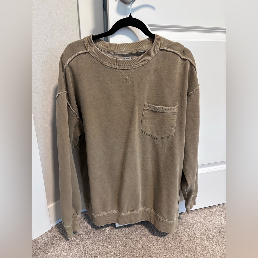 We The Free Olive Green Crewneck Sweatshirt small